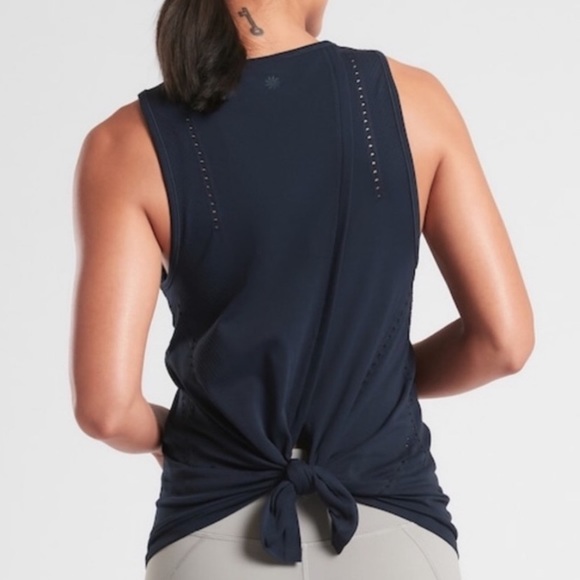 Athleta Tops - Athleta Foothill Hunter/Olive Green Tank